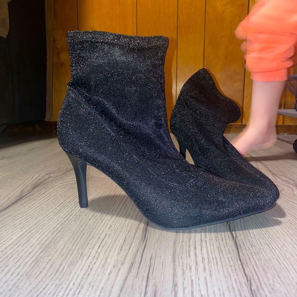 Black sparkly heels
